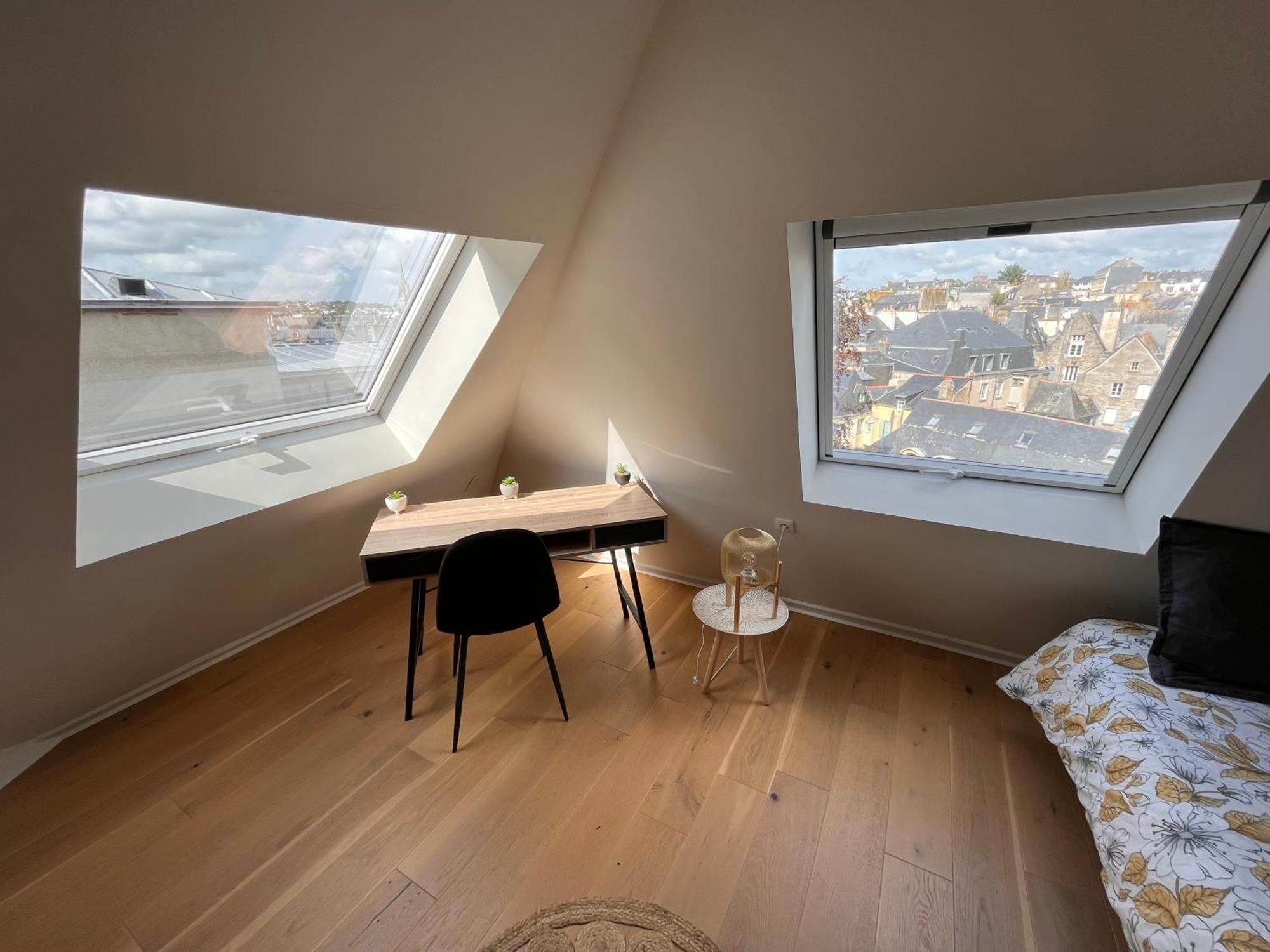 Le Nid Des Quais - Vue Panoramique Au Coeur De La Ville - Wifi - Entree Autonome Quimper Buitenkant foto